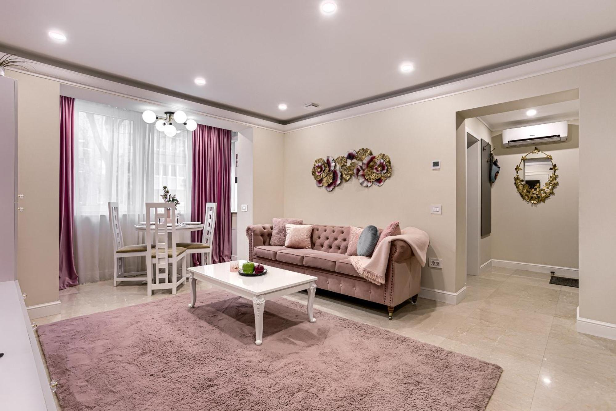 Sika Deluxe Apartment Arad Extérieur photo