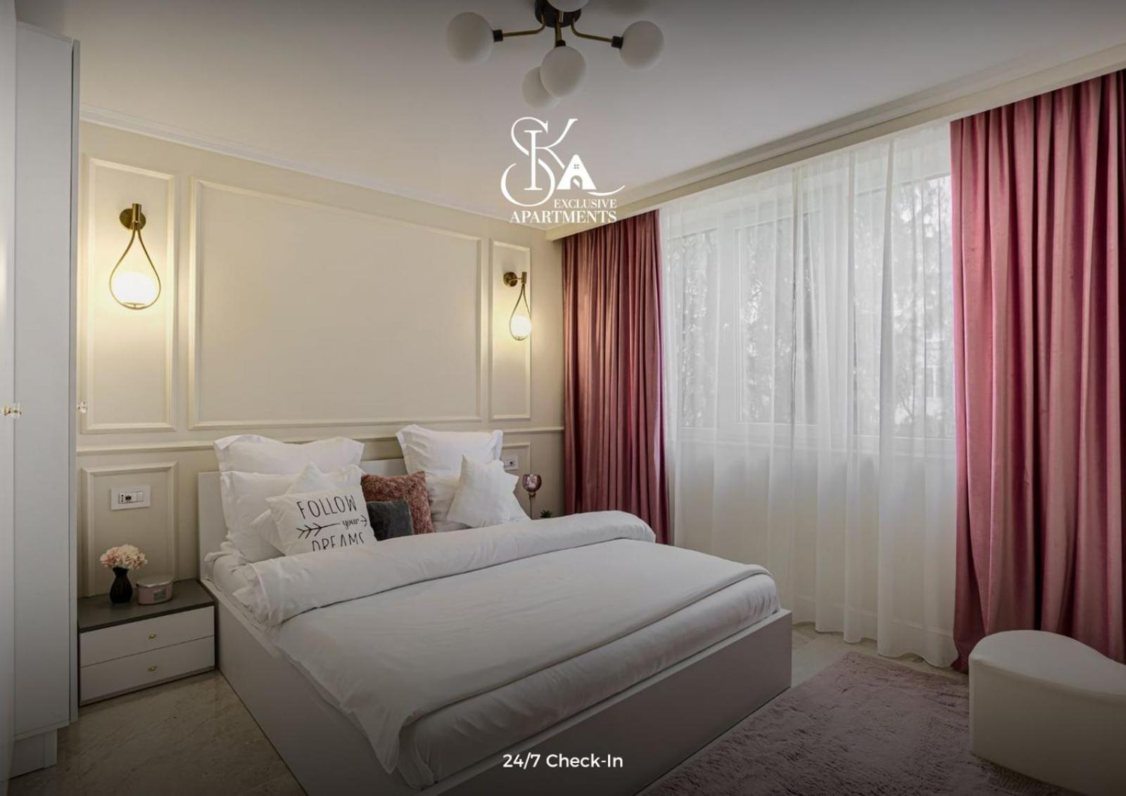Sika Deluxe Apartment Arad Extérieur photo